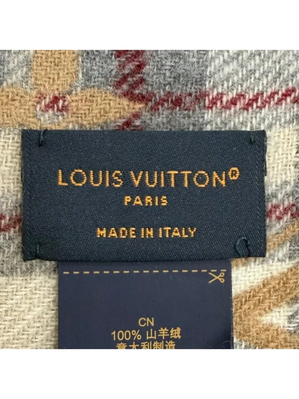 Louis Vuitton Echarpe Monogram Gradient Tartan Cashmere Embroidery Scarf
